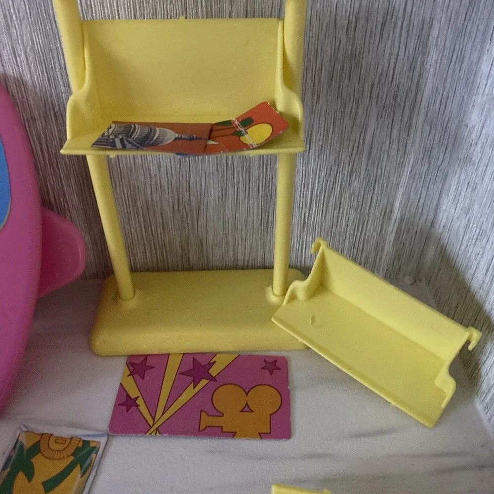 VINTAGE 1987 Barbie California Dream Surf'n Shop Replacement Part Lot Skateboard